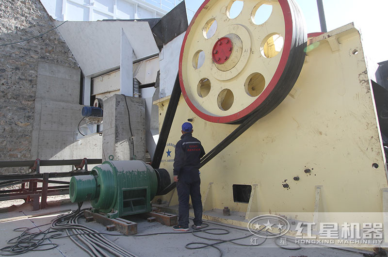 大型碎石机型号及生产能力 大型碎石机型号及生产能力