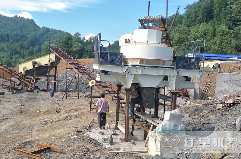 冲击式破碎机作业现场 冲击式破碎机作业现场