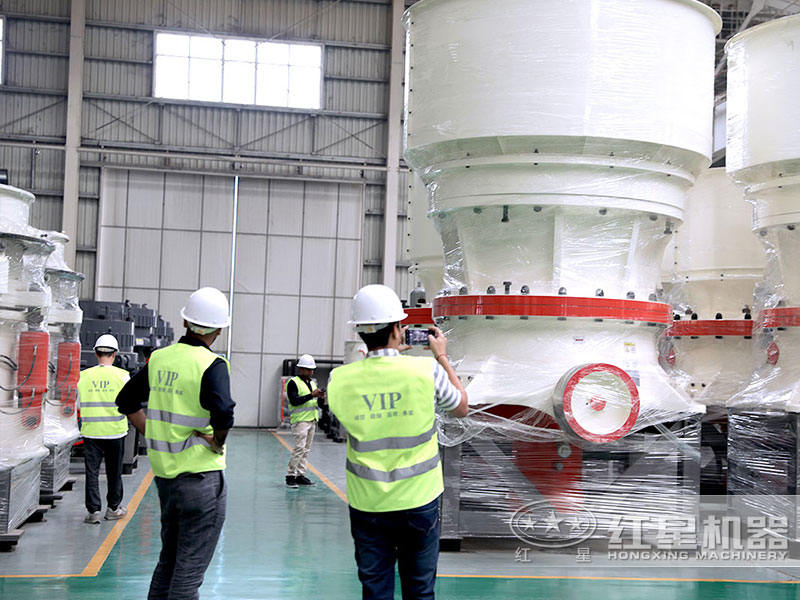 安博手机在线官网石头破碎机车间现货