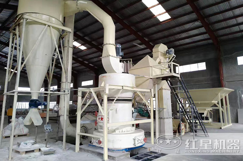 磨粉机生产现场 磨粉机生产现场