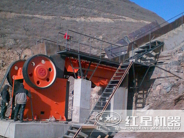 花岗岩破碎生产线 花岗岩破碎生产线