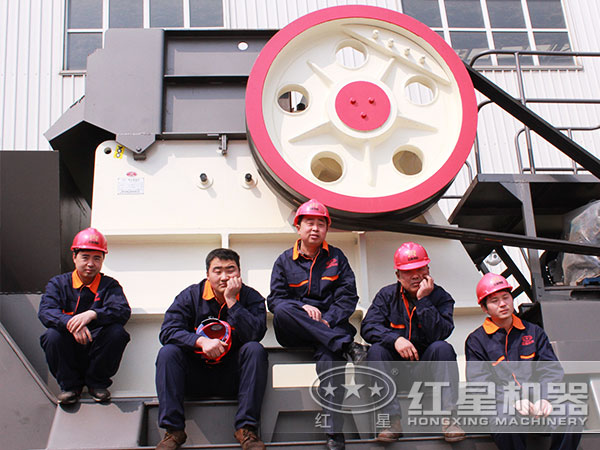 颚式破碎机厂家一角 颚式破碎机厂家一角