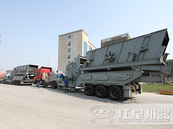 时产150吨青石移动破碎站发货 时产150吨青石移动破碎站发货